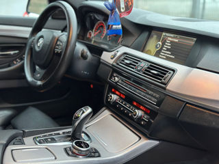 BMW 5 Series foto 10