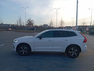 Volvo XC60 foto 2