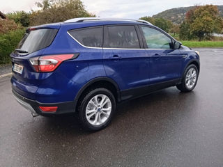 Ford Kuga foto 9