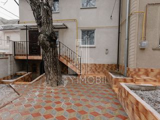 Casa noua in 2 nivele, 120 m2 + subsol, Centru, linga 40 ani foto 1