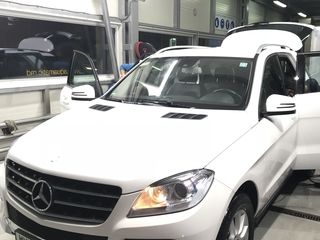 Mercedes ML Class foto 2