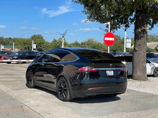 Tesla Model X foto 3