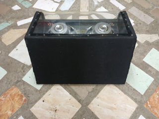 Vând subwoofer de 1000 W.