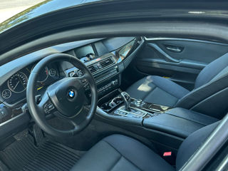 BMW 5 Series foto 1