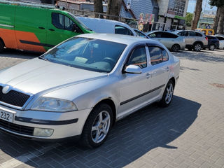 Skoda Octavia foto 1