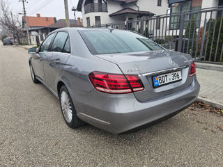 Mercedes E-Class foto 2