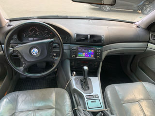 BMW 5 Series foto 9