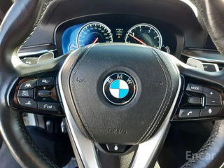 BMW 5 Series foto 13