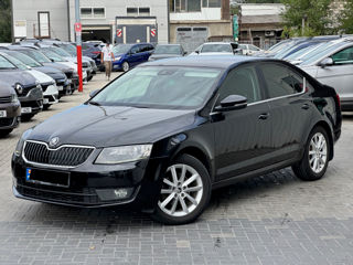 Skoda Octavia foto 1