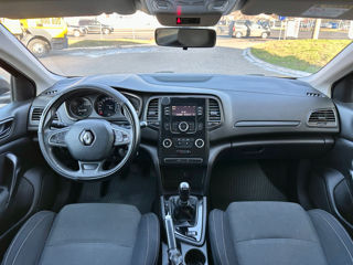 Renault Megane foto 8