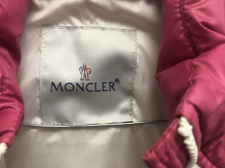 Куртка пуховик Moncler для девочки 7-11 лет . В отличном состоянии. Оригинал foto 4