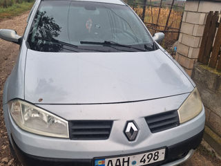 Renault Megane foto 2