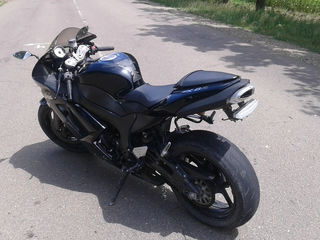 Kawasaki ZX-R6 foto 2