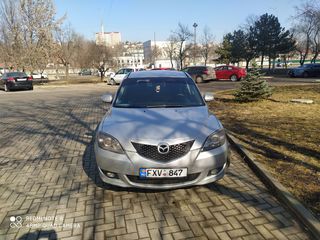 Mazda 3 foto 2