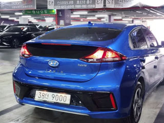 Hyundai ioniq foto 2