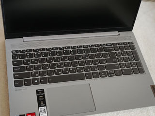 Lenovo ideapad 5 foto 7