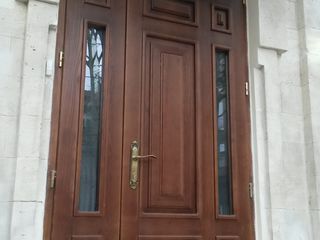 Входные и межкомнатные двери из массива дерева, козырьки. Usi din lemn masiv,copertine foto 17