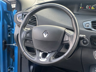 Renault Scenic foto 9