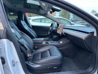 Tesla Model 3 foto 15