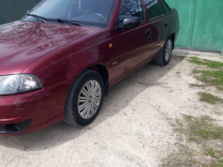 Daewoo Nexia foto 3