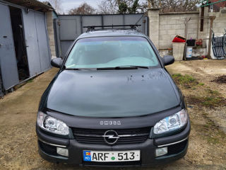 Opel Omega foto 3