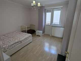 Apartament cu 3 camere,  Centru,  Bălți,  Bălți mun. foto 4