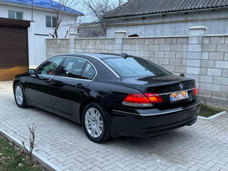 BMW 7 Series foto 4