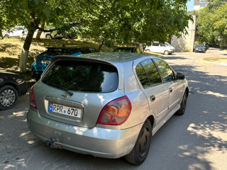 Nissan Almera foto 3