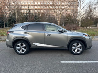 Lexus NX Series foto 2