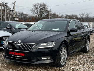 Skoda Superb foto 3