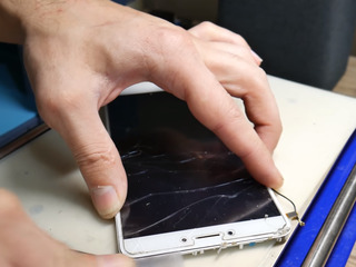 Xiaomi Mi Max 2 Стекло разбил? Не страшно, приноси к нам! foto 1