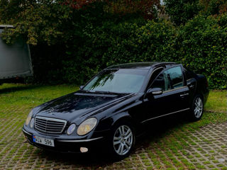 Mercedes E-Class foto 8