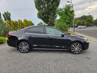 Volkswagen Jetta foto 4