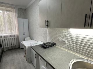 Комната, 14 м², Буюканы, Кишинёв