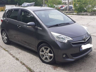 Toyota Verso-S foto 4