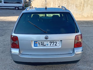 Volkswagen Passat foto 7