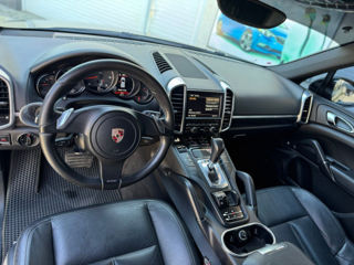 Porsche Cayenne foto 6