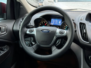 Ford Escape foto 8