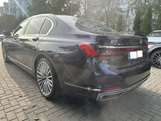 BMW 7 Series foto 6