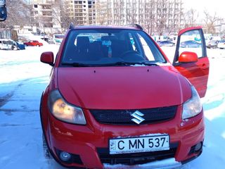 Suzuki SX4 foto 8