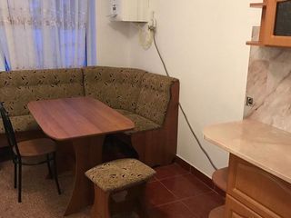 Apartament cu 1 cameră, 45 m², Telecentru, Chișinău foto 3