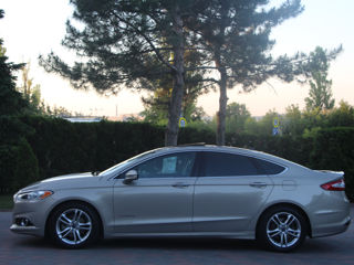 Ford Fusion foto 4