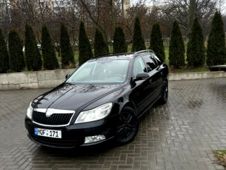 Skoda Octavia foto 2