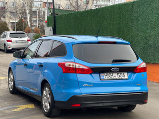 Ford Focus foto 2