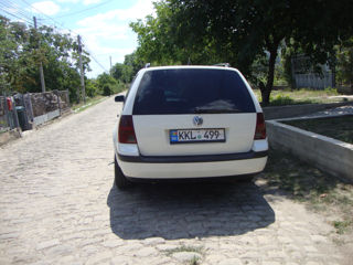 Volkswagen Golf foto 4