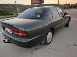 Mitsubishi Galant foto 3