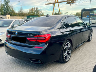 BMW 7 Series foto 3