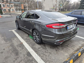 Ford Mondeo foto 4