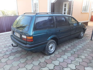 Volkswagen Passat foto 2