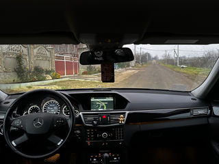 Mercedes E-Class foto 4